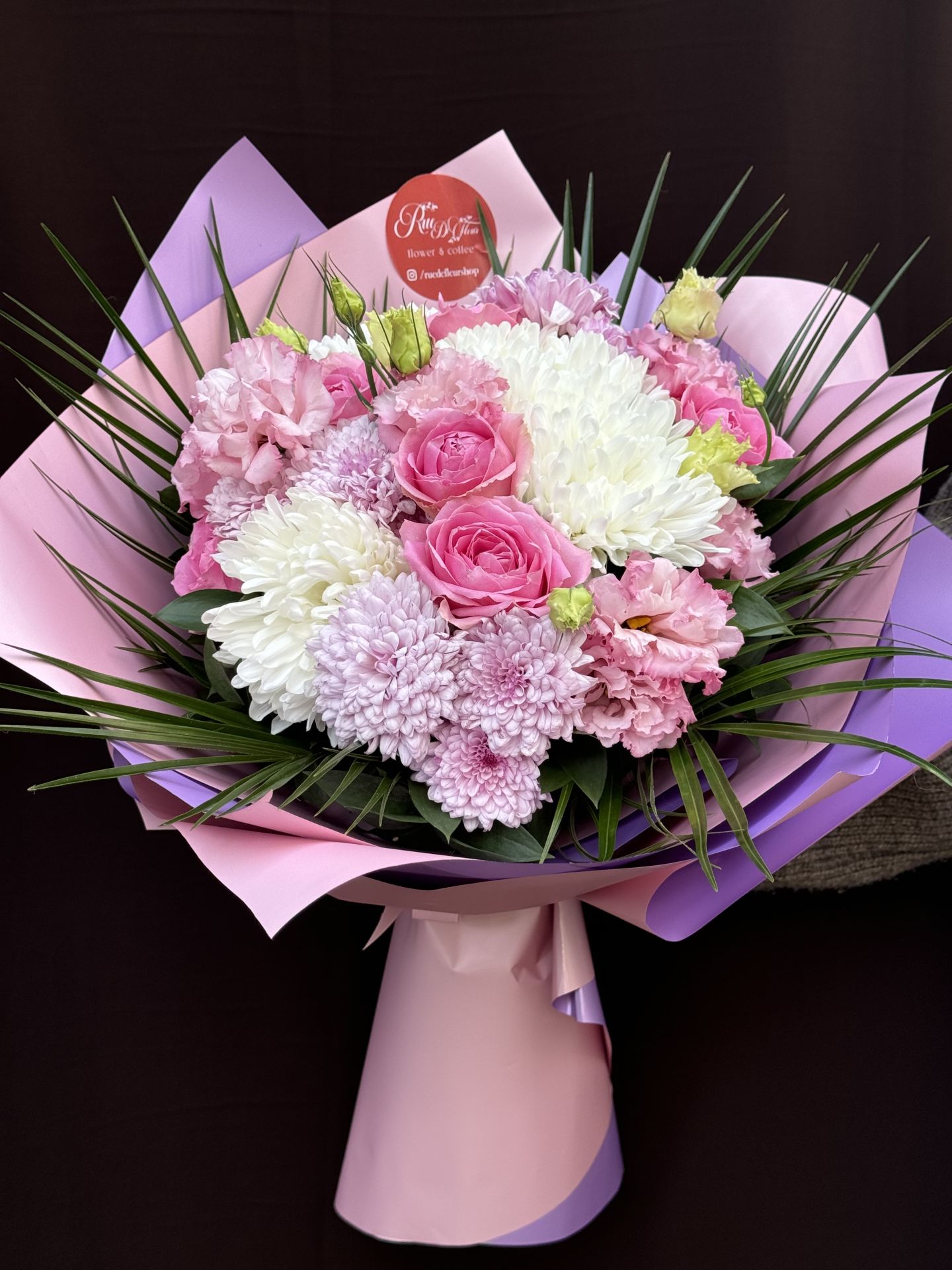 Blush Whisper Buket