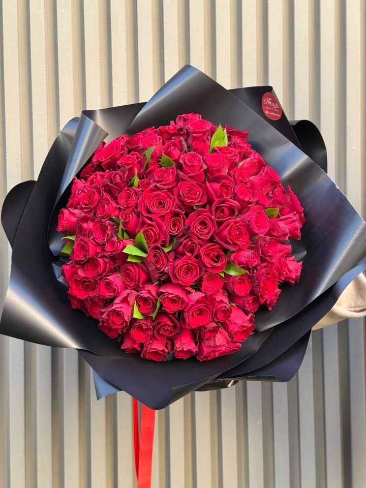 101 Kırmızı Gül Buketi