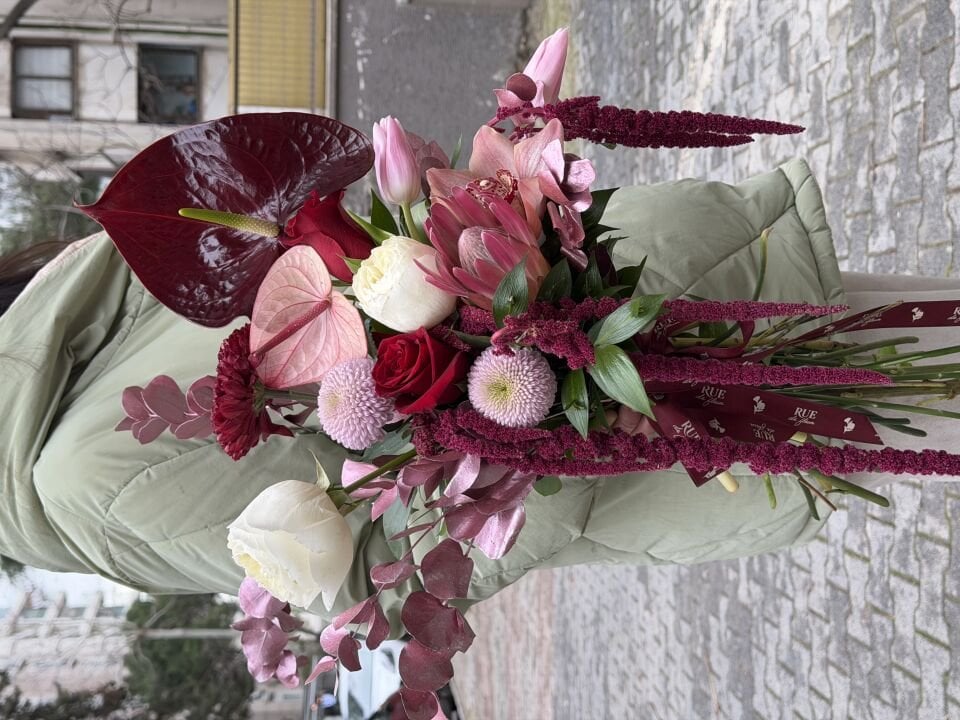 Rose Obsession Buket