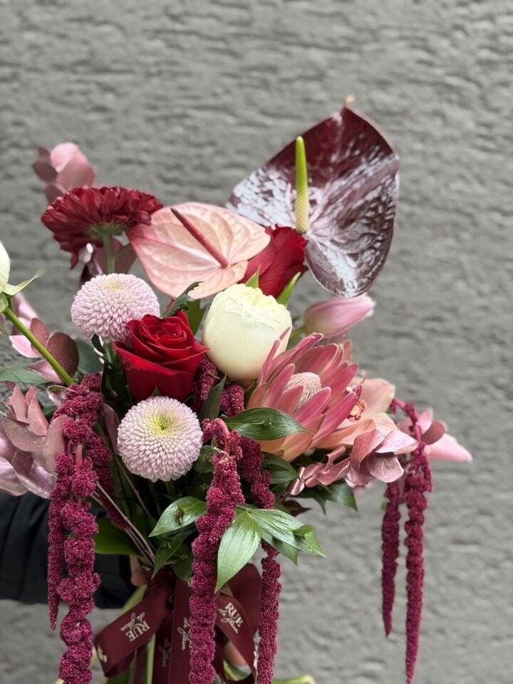 Rose Obsession Buket